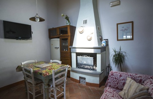 Monteriggioni Apartment | Lovely and typical farmhouse in the heart of Chianti