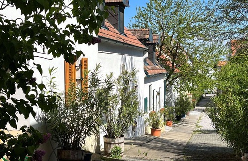 Morbisch am See Apartment | Lovely apartment for 3 people with WIFI, TV, terrace and parking