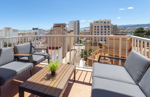 Grao de Gandia Apartment | Lovely apartment, very close to the beach. Wi-Fi A/C With terrace