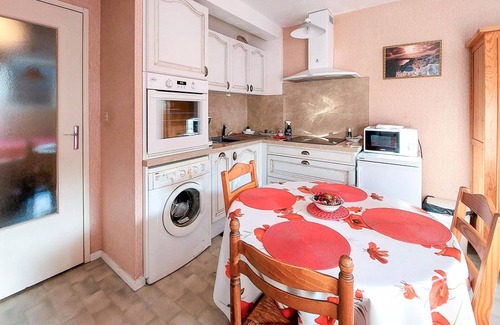 Salins-les-Bains Apartment | Lovely apartment in Salins-les-Bains
