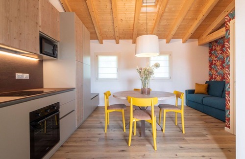 Sesto al Reghena Apartment | Lovely apartment for 4 guests with WIFI, A/C, TV, pets allowed and parking