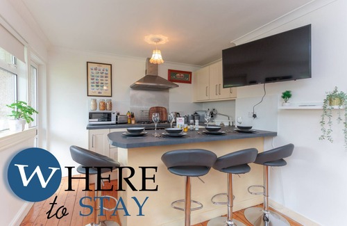 Ellemford Apartment | Lovely Apartment by the Hillwood Park-free Parking