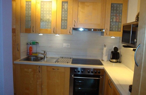 Les Breuleux Apartment | Lovely apartment for 5 guests with WIFI, pool, TV, balcony and parking