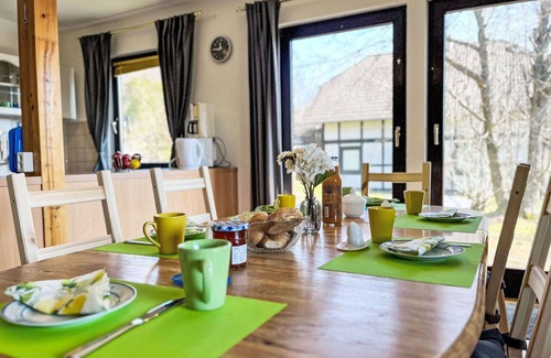 Frankenau House | Lovely apartment in villa for 4 people with WIFI, TV, terrace and pets allowed