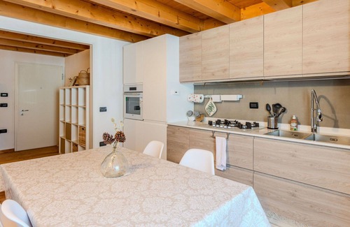 Monclassico Apartment | Lovely apartment for 4 people with WIFI, TV and parking