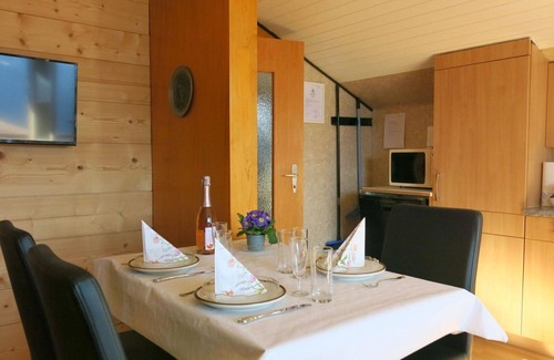 Beatenberg Apartment | Lovely apartment for 3 guests with WIFI, TV and balcony