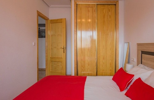 Los Alcazares Apartment | Lovely apartment for 6 people with WIFI, pool, TV, terrace and pets allowed