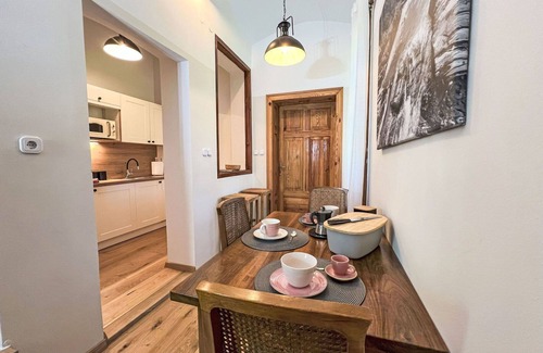 Spodnja Polskava Apartment | Lovely apartment for 3 people with pool, WIFI, TV and parking