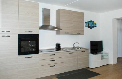 Bigogno Apartment | Lovely apartment for 4 people with WIFI, A/C, pool, TV, panoramic view and parking