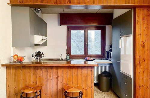 Randogne Apartment | Lovely apartment for 4 people with WIFI, TV, balcony, pets allowed and parking