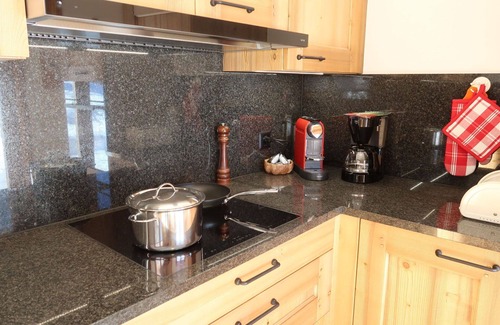 Evolene Apartment | Lovely apartment for 4 guests with WIFI, TV, terrace and panoramic view