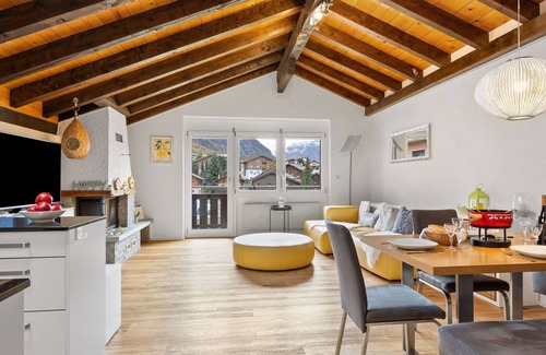 Graechen Apartment | Lovely apartment for 4 guests with WIFI, TV, balcony, panoramic view and parking