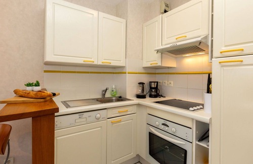 Saint-Igneuc Apartment | Lovely apartment for 4 guests with WIFI, TV, patio, pets allowed and parking