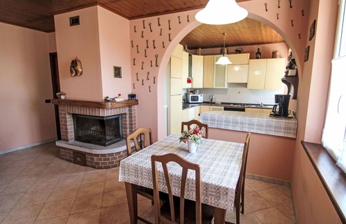 Aurano Apartment | Lovely apartment for 4 guests with TV, terrace and pets allowed