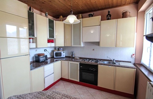 Aurano Apartment | Lovely apartment for 4 guests with TV, terrace and pets allowed