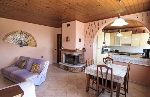 Aurano Apartment | Lovely apartment for 4 guests with TV, terrace and pets allowed