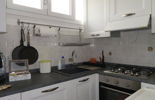 Savena Apartment | Lovely apartment for 4 people with WIFI, A/C, TV, balcony and parking