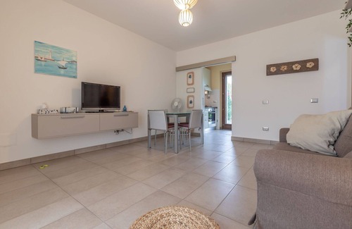 Loreto Apartment | Lovely apartment for 4 guests with WIFI, TV, patio and parking, close to Porto Recanati