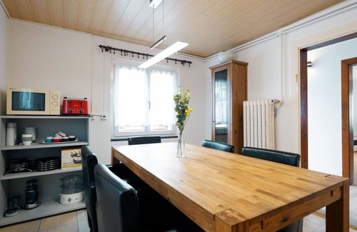 Amden Apartment | Lovely apartment for 4 people with WIFI, TV, balcony, pets allowed and parking