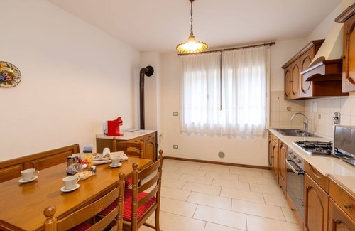 Ovaro Apartment | Lovely apartment for 4 people with WIFI, TV and balcony