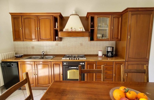 Luino Apartment | Lovely apartment for 5 guests with WIFI, TV, terrace and pets allowed