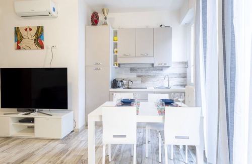 Segnano Apartment | Lovely apartment for 5 people with A/C, WIFI, TV, balcony and parking