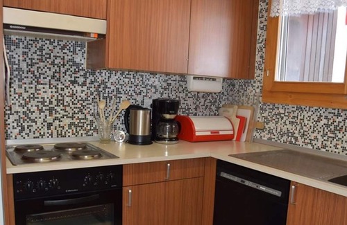Lenk Apartment | Lovely apartment for 5 people with WIFI, TV and parking