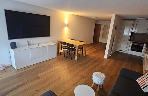 Lenk Apartment | Lovely apartment for 5 people with WIFI, balcony and parking