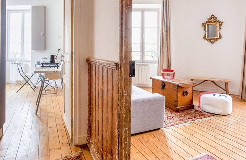 Cancale Apartment | Lovely apartment for 6 guests with WIFI, TV and terrace