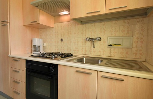 Vesta Apartment | Lovely apartment for 6 people with WIFI, TV, terrace, pets allowed and parking