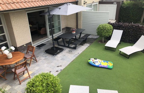 Vlissegem Apartment | Lovely apartment for 7 people with WIFI, TV, terrace, pets allowed, panoramic view and parking