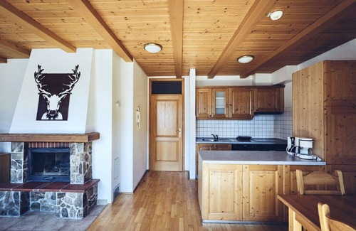 Hocko Pohorje Apartment | Lovely apartment for 7 guests with WIFI, pool, TV, balcony, pets allowed, panoramic view and par.