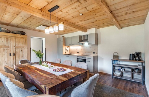 Hippach-Schwendberg Apartment | Lovely apartment for 8 people with WIFI, TV and patio