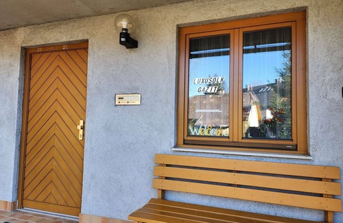 Grosssoelk Apartment | Lovely apartment for 2 guests with WIFI, hot tub and TV