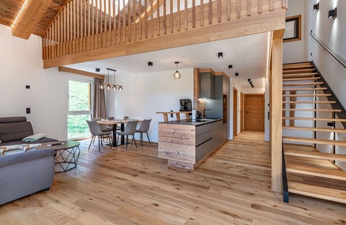 Solk Apartment | Lovely apartment for 4 guests with hot tub, WIFI, TV and patio