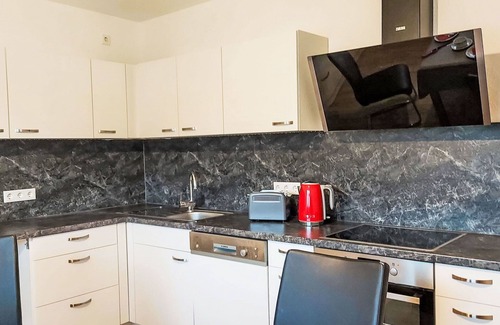 Steinheim Apartment | Lovely apartment for 4 people with WIFI, TV and terrace