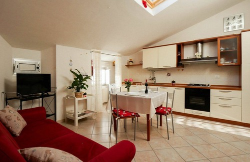 Follonica Apartment | Lovely apartment for 4 guests with A/C, WIFI, TV and pets allowed