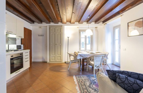 Morbegno Apartment | Lovely apartment for 2 people with WIFI, TV, balcony and parking