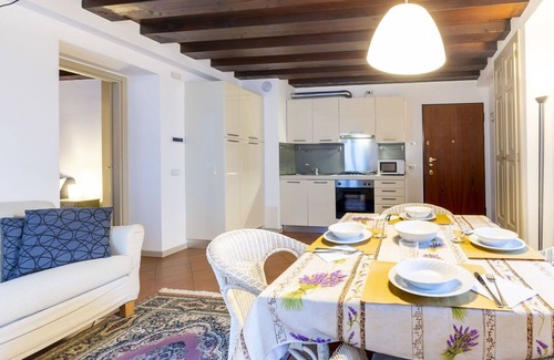 Morbegno Apartment | Lovely apartment for 2 people with WIFI, TV, balcony and parking
