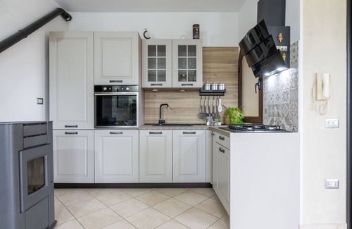 San Vito Apartment | Lovely apartment for 4 people with A/C, TV, terrace, panoramic view and parking