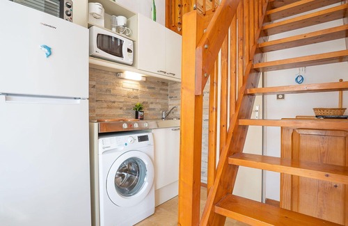 Sainte-Marie-la-Mer Apartment | Lovely apartment for 4 guests with pool, WIFI, A/C, TV and terrace