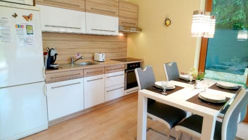Cakovice Apartment | Lovely apartment, Garden, Parking, Wifi, Netflix
