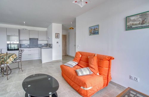 La Tremblade Apartment | Lovely apartment in La Tremblade