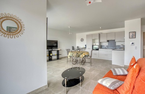 La Tremblade Apartment | Lovely apartment in La Tremblade