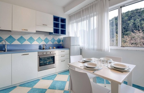 Ghiaia Apartment | Lovely apartment in Deiva Marina