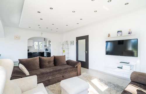 Mocici Apartment | Lovely apartment in Cilipi with WiFi
