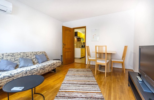 Dekani Apartment | Lovely apartment in Dekani with WiFi