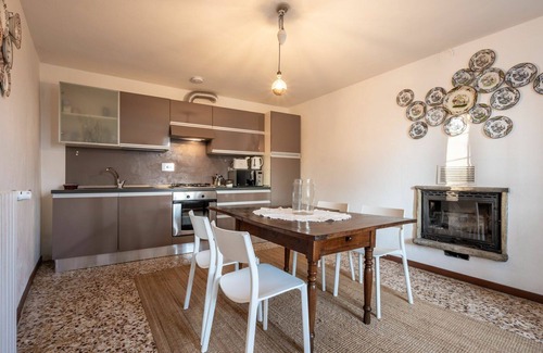 Cortazzone House | Lovely apartment in villa for 3 people with pool, terrace, pets allowed and parking