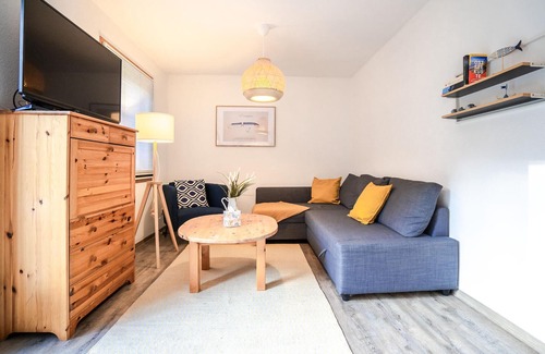 Barhoft Apartment | Lovely apartment in Klausdorf with WiFi