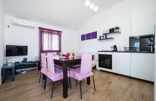 Maslenica Apartment | Lovely apartment in Maslenica